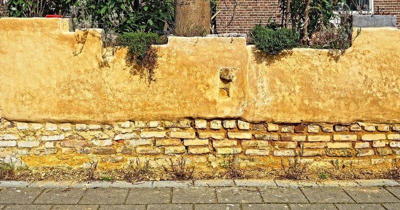 Enduit chaux chanvre sur maison ancienne : le guide qui change tout