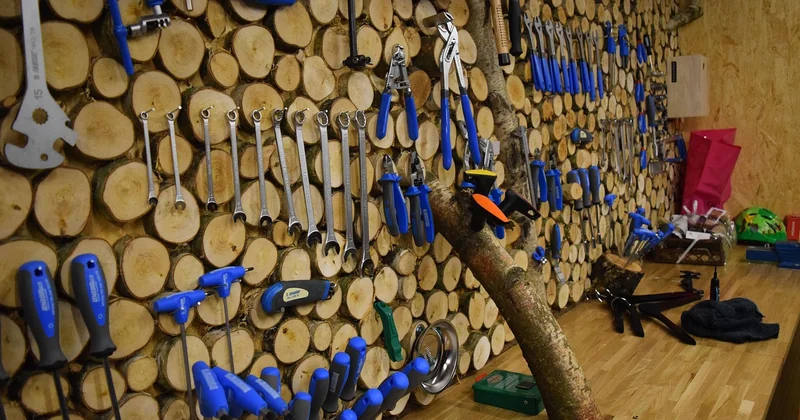 Techniques de réparation structurelle du bois massif